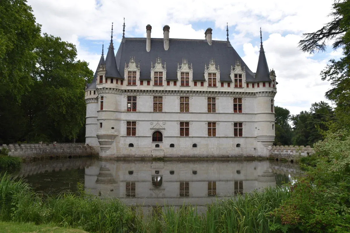 The Chateau de Azay-le-Rideau in the Loire Valley, a stop to plan around a Loire Valley castles tour